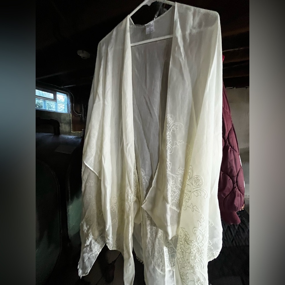 Time and Tru Shawls
